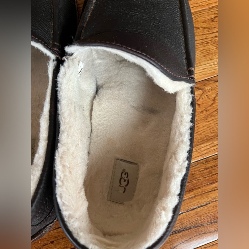 UGG Men's Ascot Loafer Slipper Leather Upper Brown Size 13 EE (Extra Wide) - Picture 12 of 14